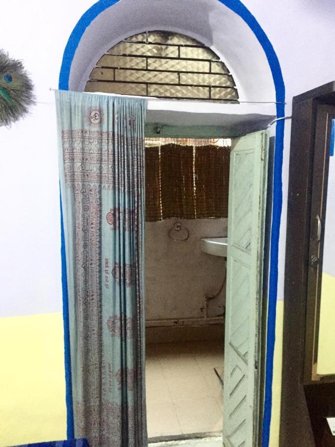 Mangla Guest House Варанаси Экстерьер фото