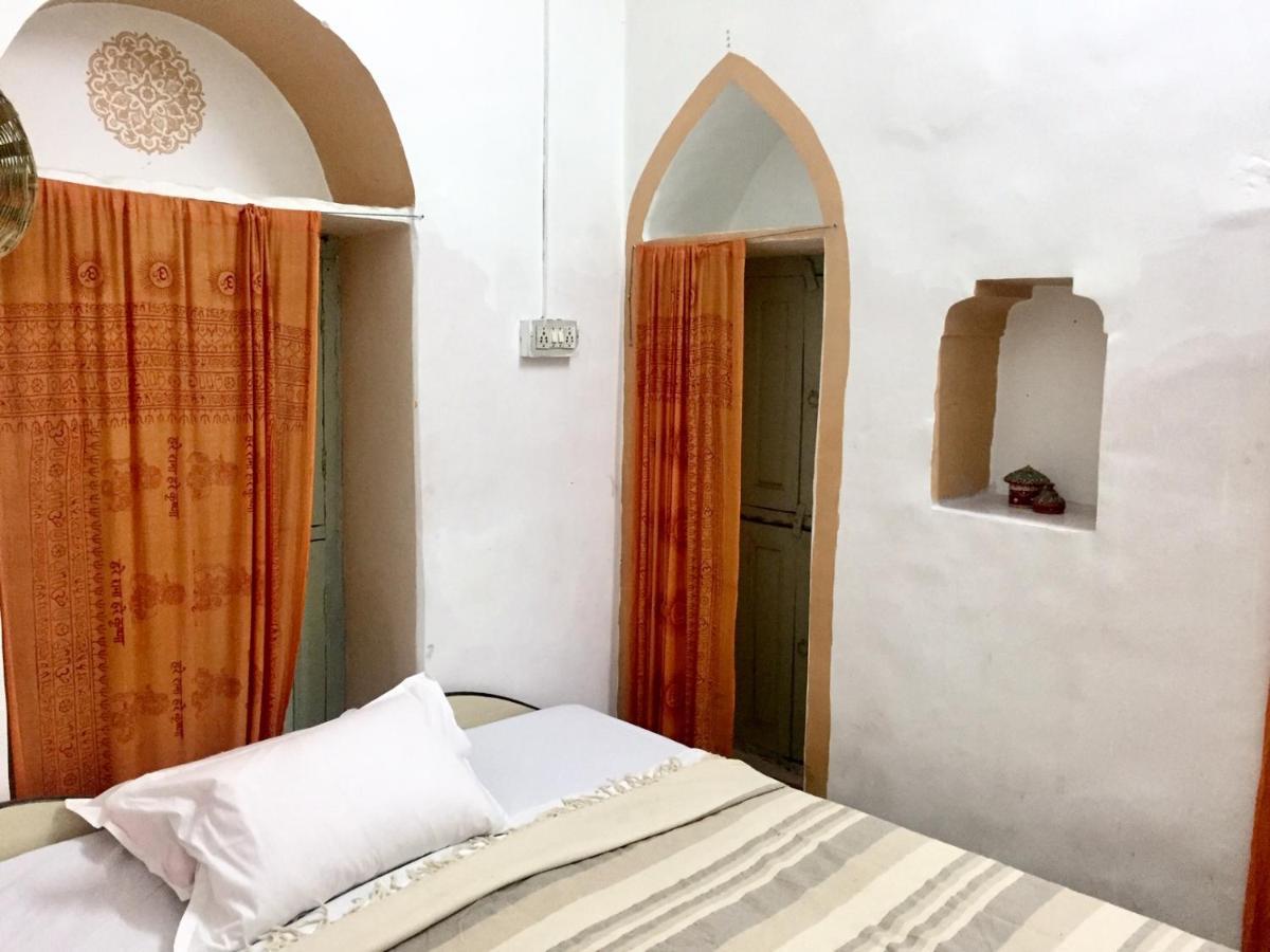 Mangla Guest House Варанаси Экстерьер фото