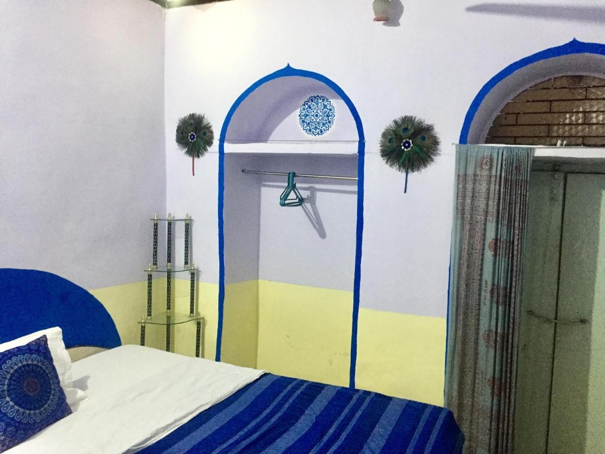 Mangla Guest House Варанаси Экстерьер фото