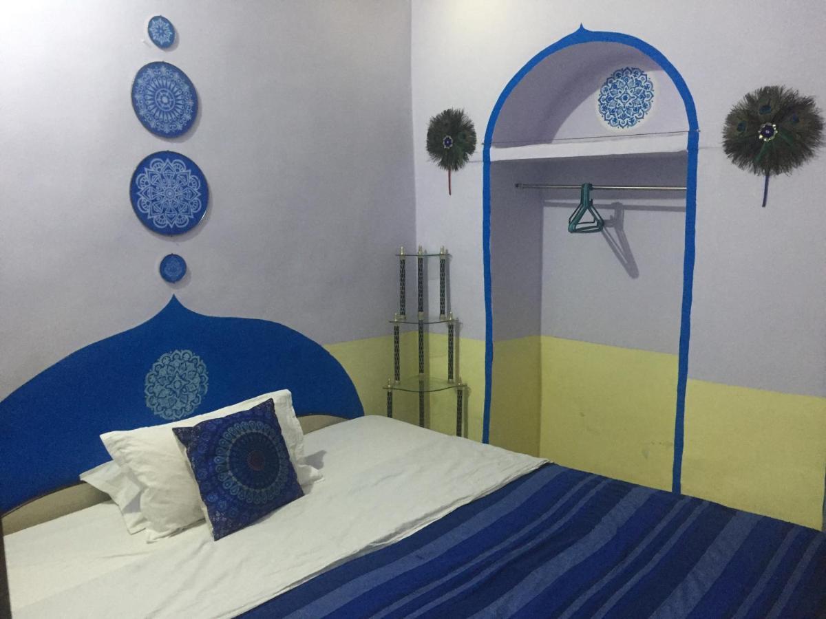 Mangla Guest House Варанаси Экстерьер фото