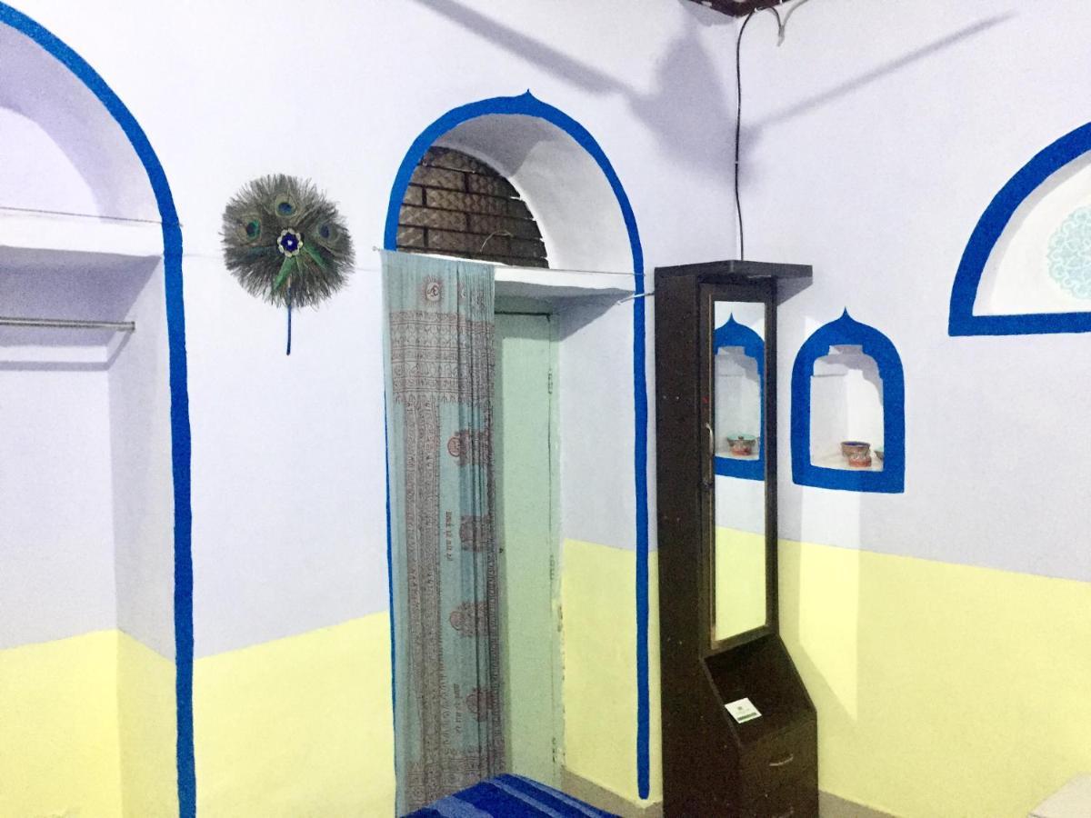 Mangla Guest House Варанаси Экстерьер фото