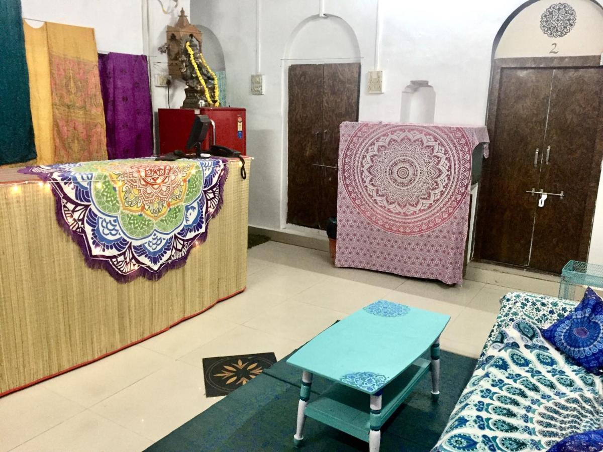 Mangla Guest House Варанаси Экстерьер фото